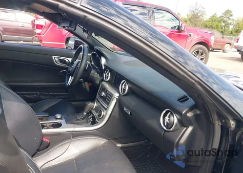 2012 Mercedes-Benz Slk 350 z USA, uszkodzony, nr VIN WDDPK5HA6CF009943